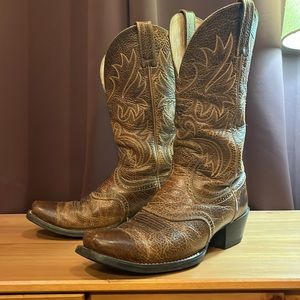 Ariat Premium Genuine Leather Men’s Cowboy Boots.